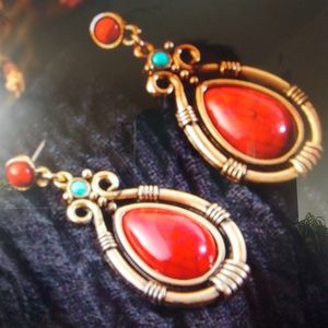 Vintage dangle drop earrings nature Stone